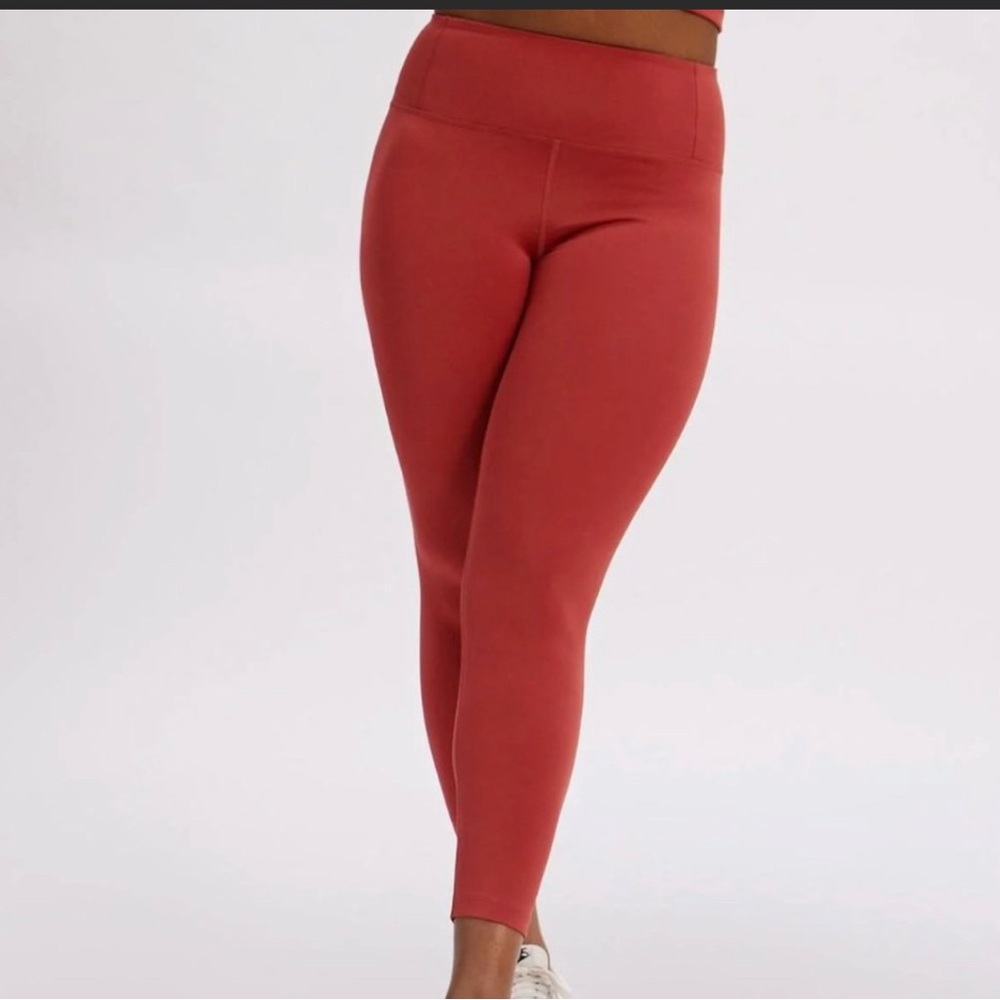 SOLD Girlfriend Collective Full Length Leggings in Size Small in Lava Color